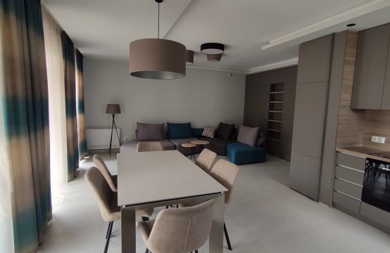 Modern 2-Bedroom Apartment with Terrace | Garitage Park