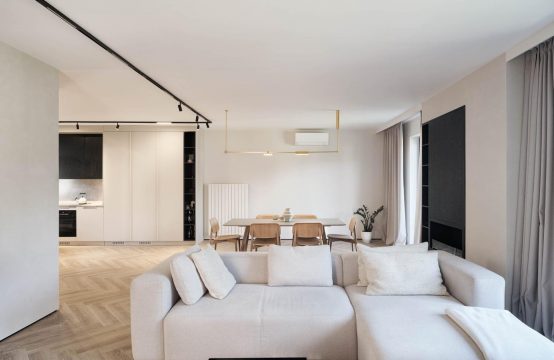 Corner Row House for rent