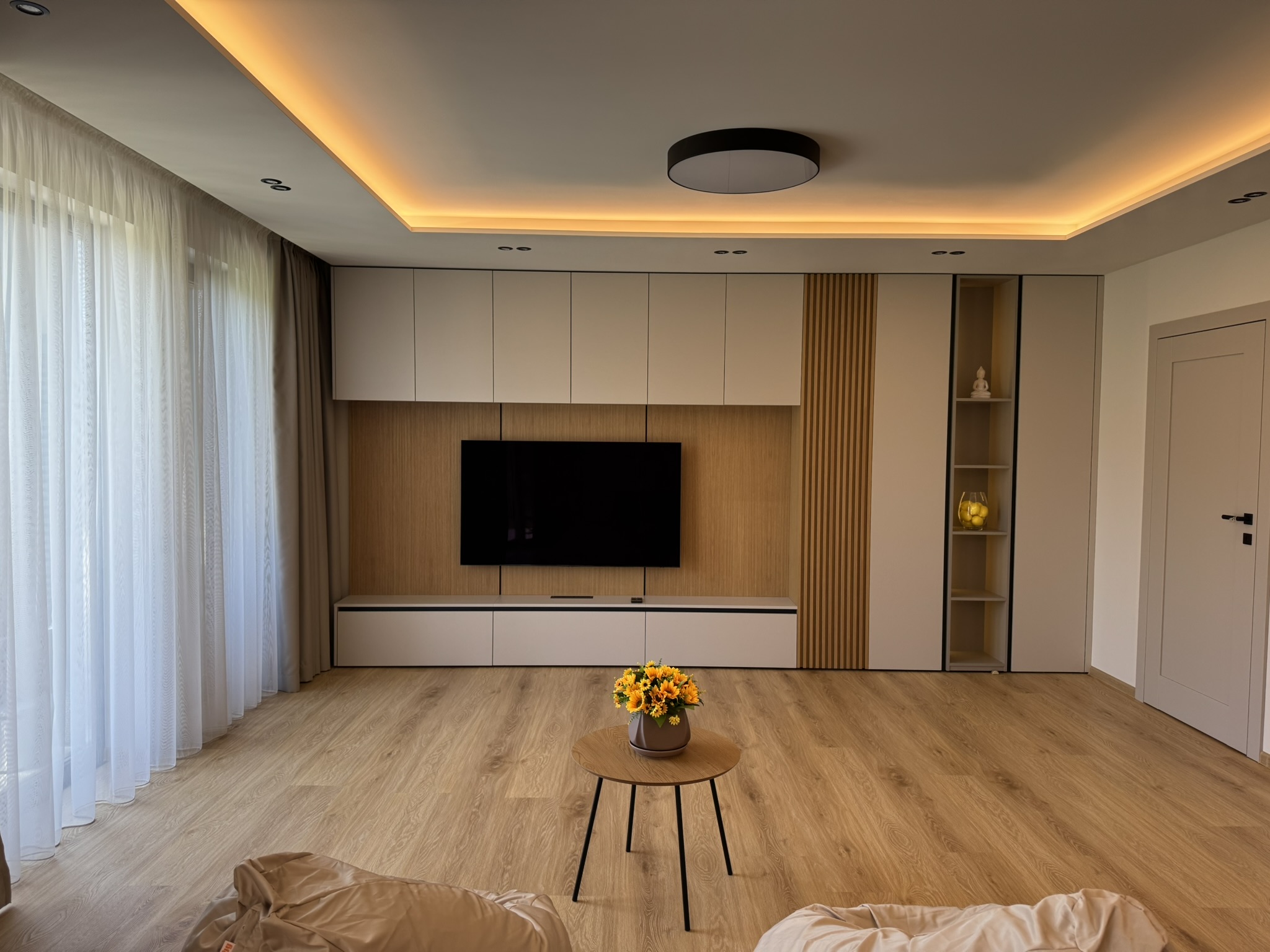 Fitted kitchen in House 56, River Park Sofia