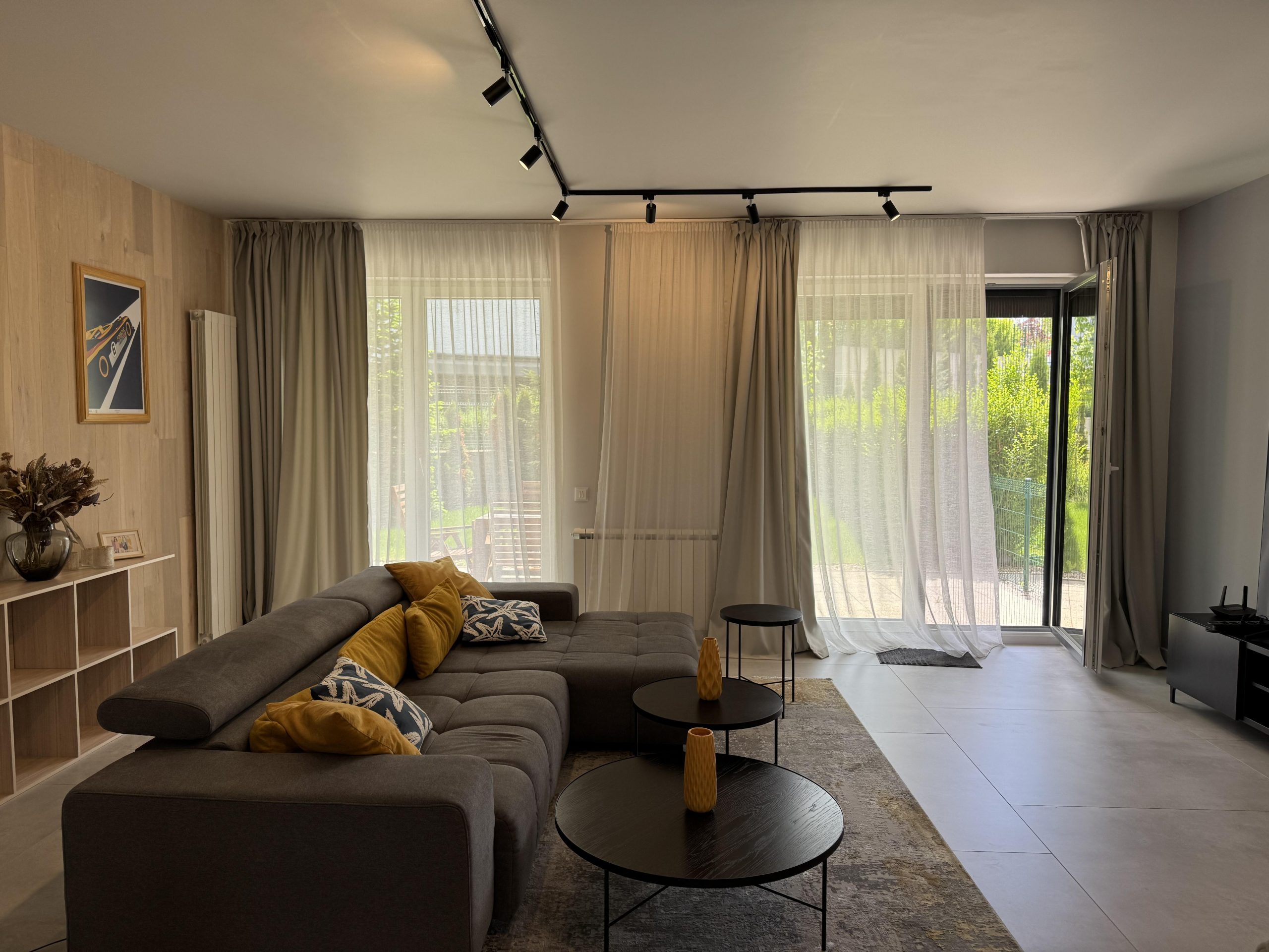 Furnished living room in a house for rent in Residential Park Sofia